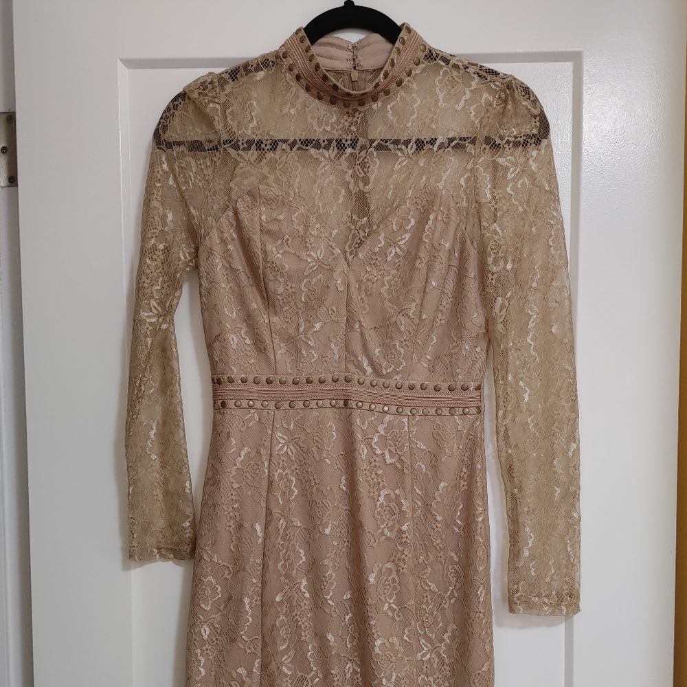 Beige Lace Dress by NikiBiki